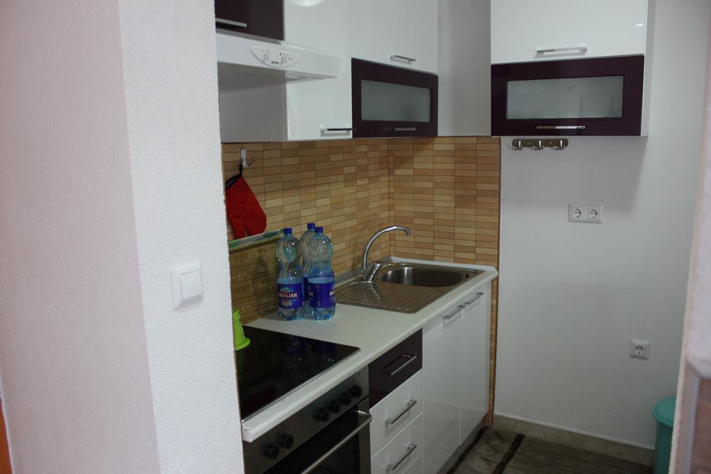 ולאסיץ Apartments Zoni מראה חיצוני תמונה