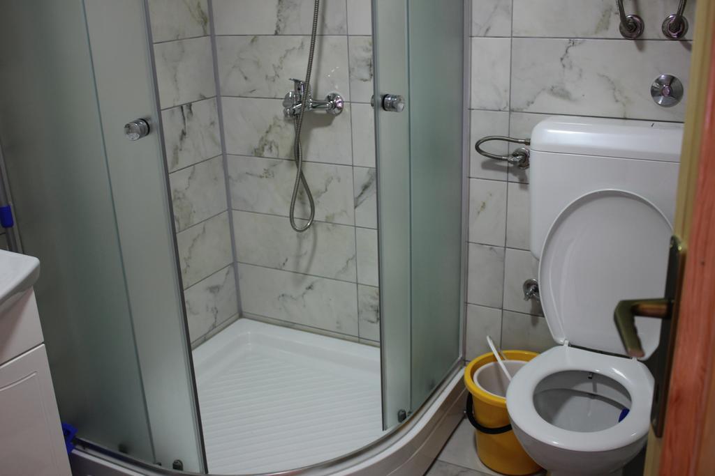 ולאסיץ Apartments Zoni מראה חיצוני תמונה