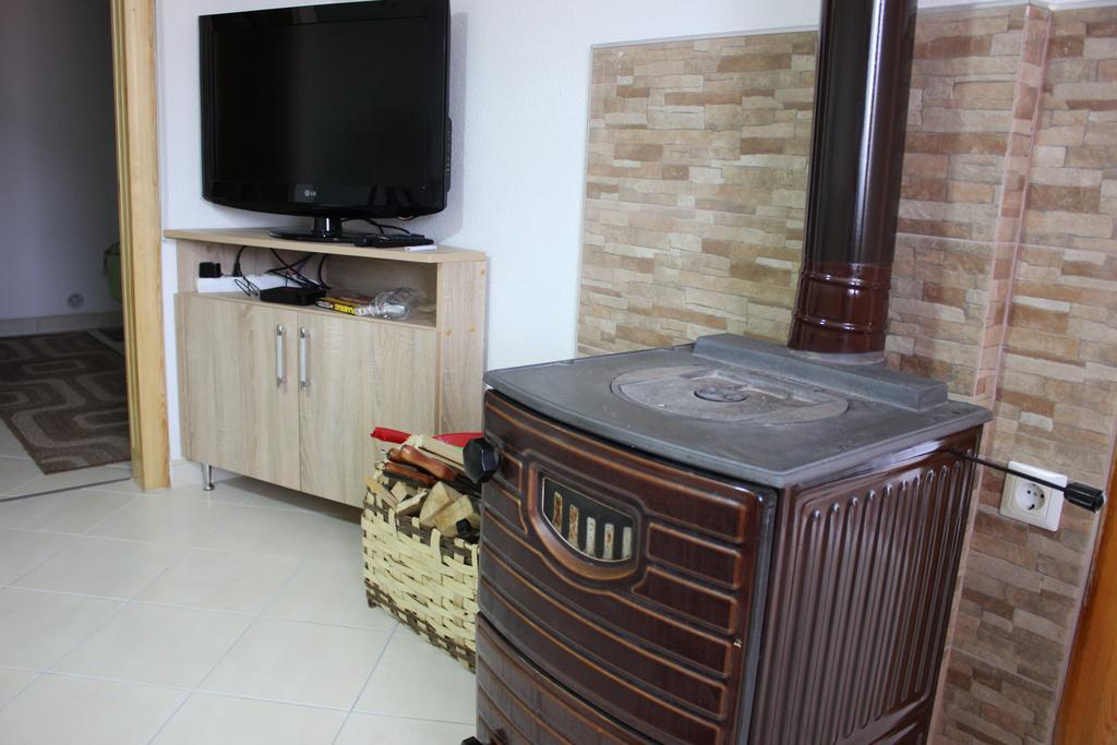 ולאסיץ Apartments Zoni מראה חיצוני תמונה