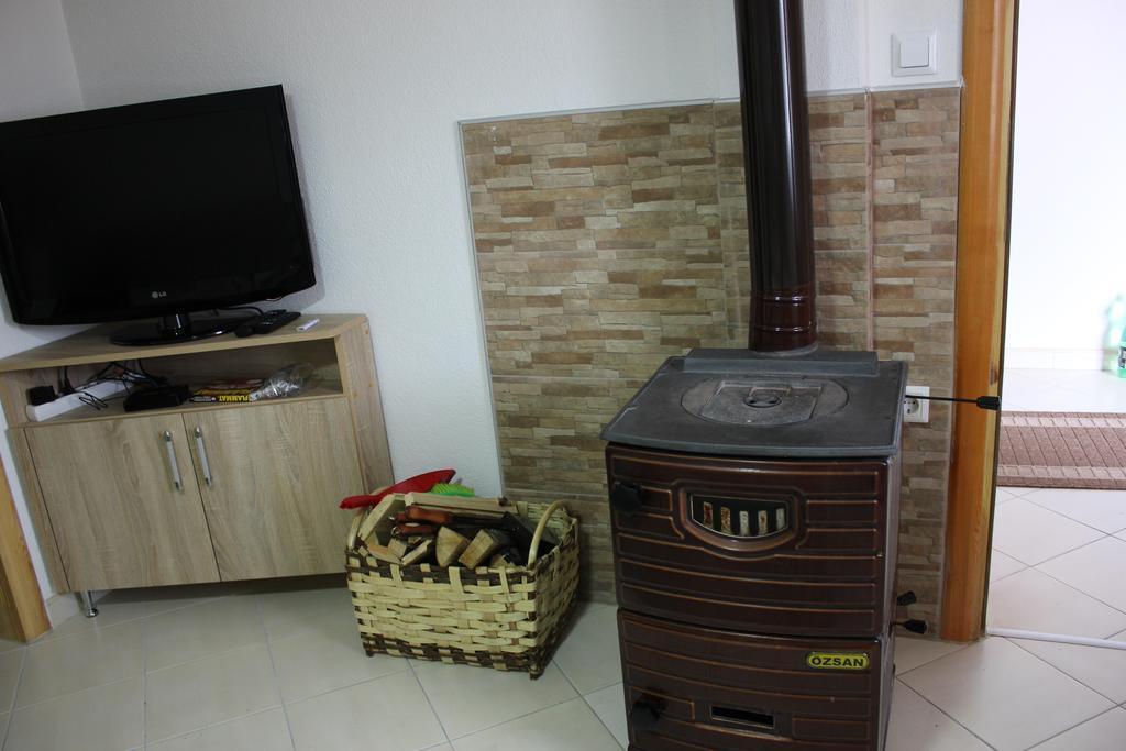 ולאסיץ Apartments Zoni מראה חיצוני תמונה